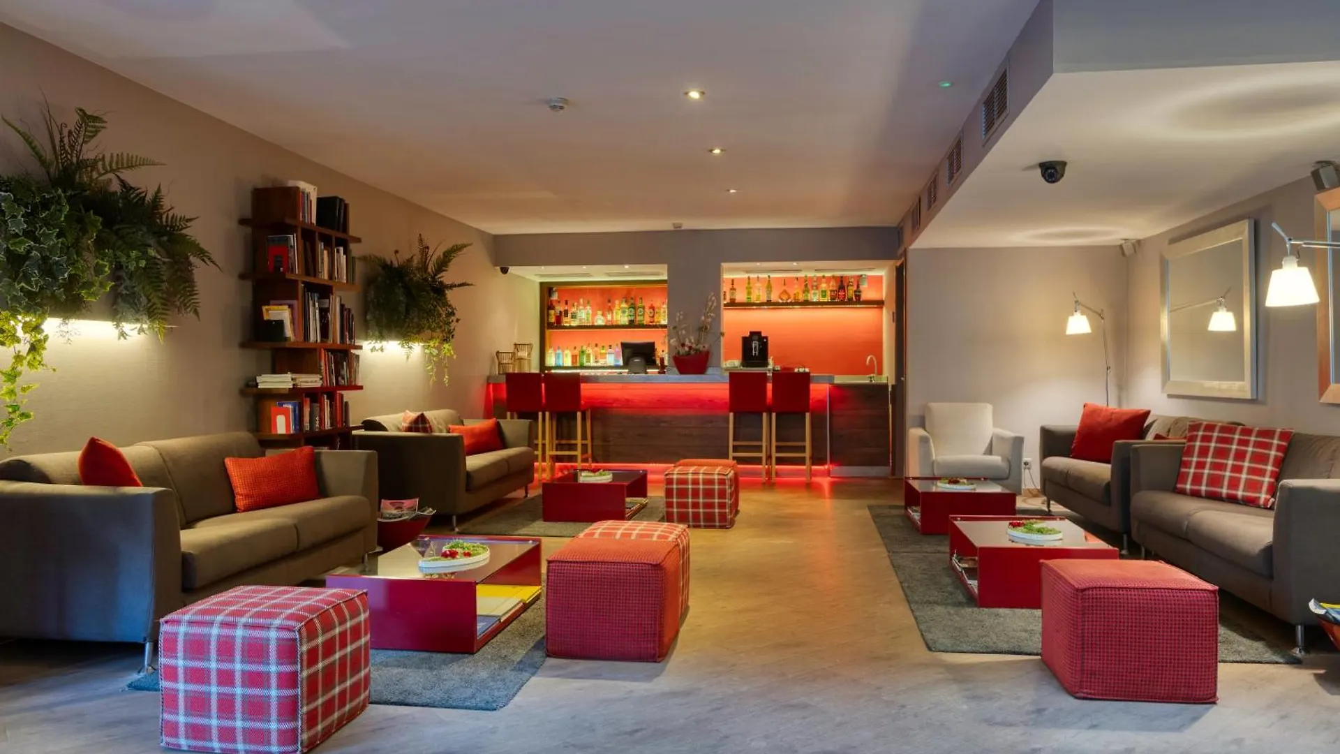 Hotel America Barcelona 4*,